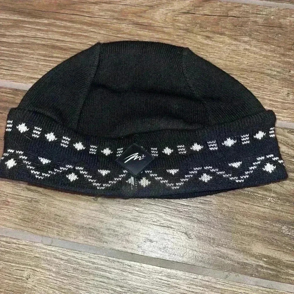 merkley Other - Markley headgear beanie hat